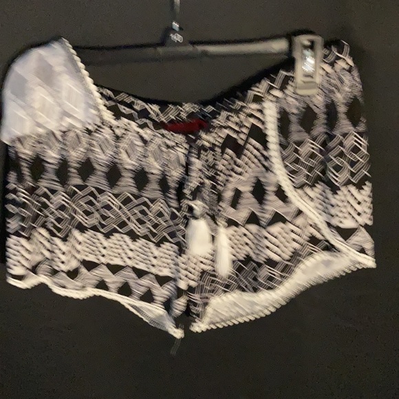 Woman’s opened sided shorts size L - Picture 2 of 3